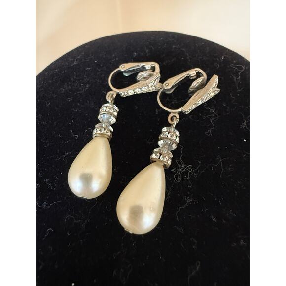 Elegant Vintage Faux Pearl and Diamond Clip On Formal Earrings Bride - Picture 2 of 6